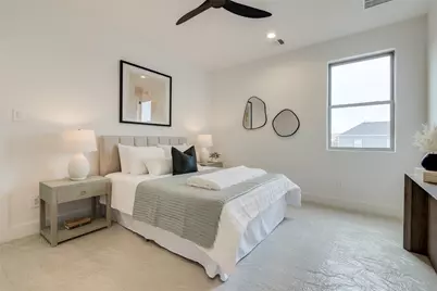 1634 Castle Court, Houston, TX 77006 - Photo 35