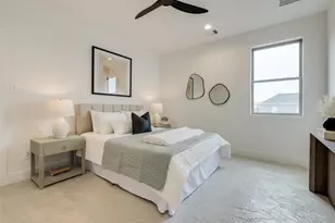1634 Castle Ct, Houston, TX 77006 - Photo 35