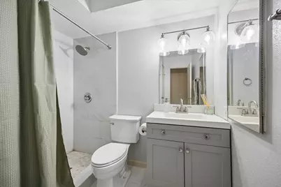 1829 Augusta Drive #19, Houston, TX 77057 - Photo 11