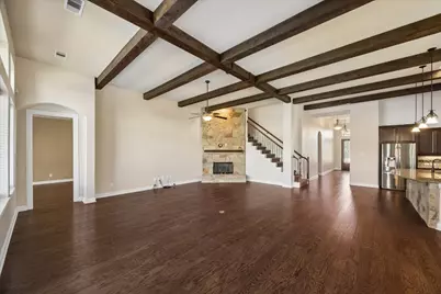 323 W Bend Drive, League City, TX 77573 - Photo 5