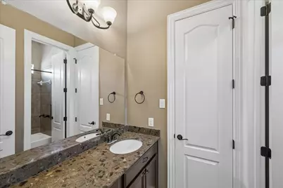 323 W Bend Drive, League City, TX 77573 - Photo 13