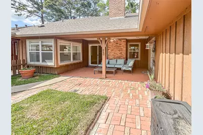 10503 Raritan Drive, Houston, TX 77043 - Photo 21