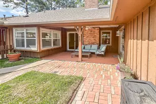 10503 Raritan Dr, Houston, TX 77043 - Photo 21