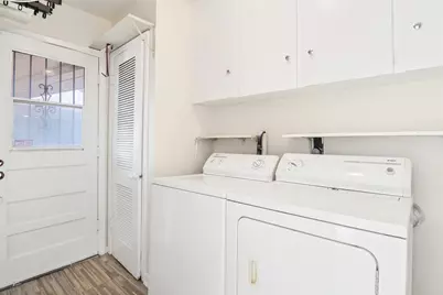 10503 Raritan Drive, Houston, TX 77043 - Photo 19