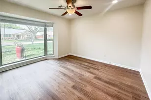 10503 Raritan Dr, Houston, TX 77043 - Photo 17