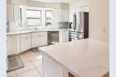 10503 Raritan Drive, Houston, TX 77043 - Photo 5