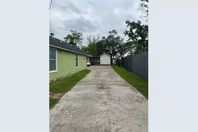 8718 Brannon Street, Houston, TX 77093 - Photo 15