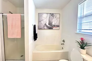 8223 Golf Green Cir, Houston, TX 77036 - Photo 25