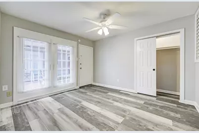 2202 Park Street #12, Houston, TX 77019 - Photo 1