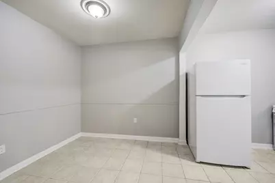 2202 Park Street #12, Houston, TX 77019 - Photo 3