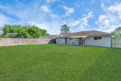 12118 Ryewater Drive, Houston, TX 77089 - Photo 17