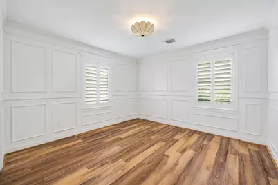 1506 Freedonia Drive, Houston, TX 77055 - Photo 19