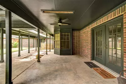 301 Jansen Dr Drive, West Columbia, TX 77486 - Photo 11