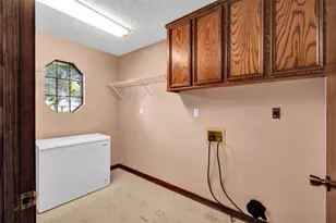 301 Jansen Dr Dr, West Columbia, TX 77486 - Photo 29