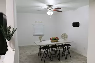 4318 Heite St, Houston, TX 77022 - Photo 9