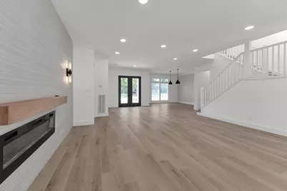 30 E Wedgemere Circle, The Woodlands, TX 77381 - Photo 7