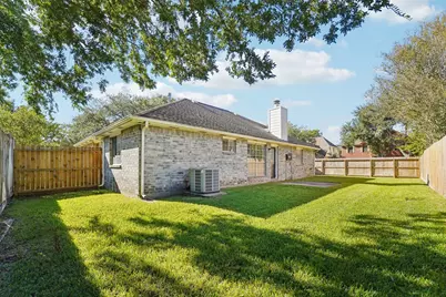 9618 Meadowchase Court, Houston, TX 77065 - Photo 29