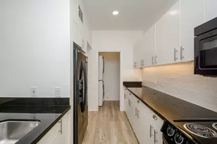 1395 Arlington St, Houston, TX 77008 - Photo 9