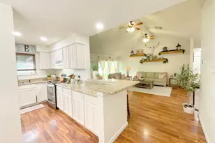 7410 Shoshone Dr, Baytown, TX 77521 - Photo 19