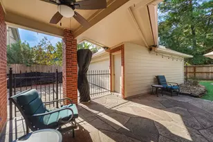 5 Hidden Pond Pl, The Woodlands, TX 77381 - Photo 41