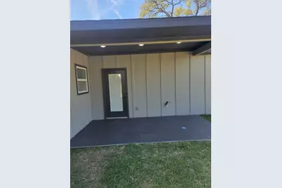 5807 Doulton Drive, Houston, TX 77033 - Photo 3