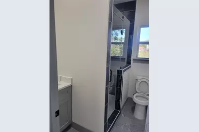 5807 Doulton Drive, Houston, TX 77033 - Photo 11