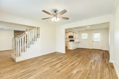 107 Maple Street, Lake Jackson, TX 77566 - Photo 9