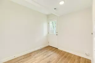 107 Maple St, Lake Jackson, TX 77566 - Photo 13