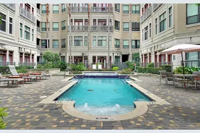 1901 Post Oak Boulevard #4102, Houston, TX 77056 - Photo 37