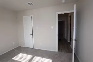 2015 Levant Ln, Baytown, TX 77523 - Photo 5