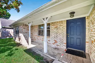 5222 Creekview Dr, La Porte, TX 77571 - Photo 3