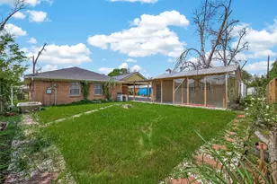 8106 Northline Dr, Houston, TX 77037 - Photo 47