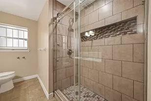 8106 Northline Dr, Houston, TX 77037 - Photo 33