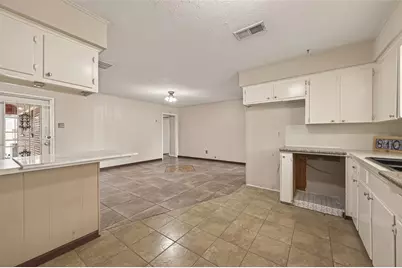 8106 Northline Drive, Houston, TX 77037 - Photo 17