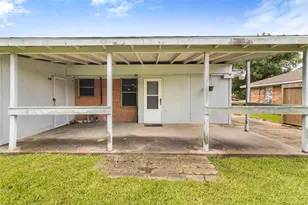 935 Creager St, Houston, TX 77034 - Photo 19