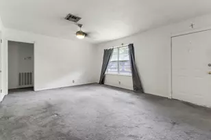 935 Creager St, Houston, TX 77034 - Photo 3