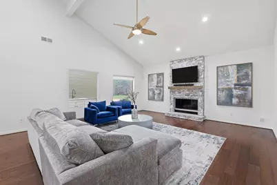 1022 Trapper Hill Drive, Houston, TX 77077 - Photo 5