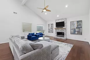 1022 Trapper Hill Dr, Houston, TX 77077 - Photo 5