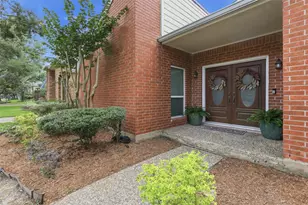 1022 Trapper Hill Dr, Houston, TX 77077 - Photo 3