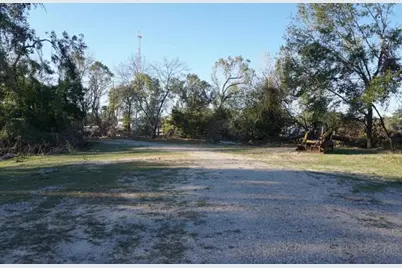 424 S Avenue D, Humble, TX 77338 - Photo 7