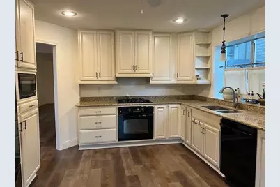 3906 Hazelwood Drive E, Pearland, TX 77584 - Photo 5