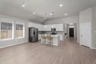 713 Ivory Crk Ct, Willis, TX 77378 - Photo 13