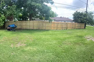 5047 Idaho St, Houston, TX 77021 - Photo 3