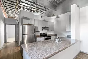 612 W Texas Ave, Baytown, TX 77520 - Photo 3