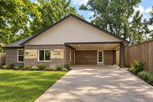 9318 Sherbourne St, Houston, TX 77016 - Photo 13
