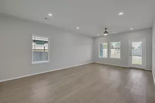 17105 Upland Bent Ct, Conroe, TX 77385 - Photo 13