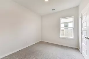 1814 Homewood Point Ln, Rosharon, TX 77583 - Photo 11