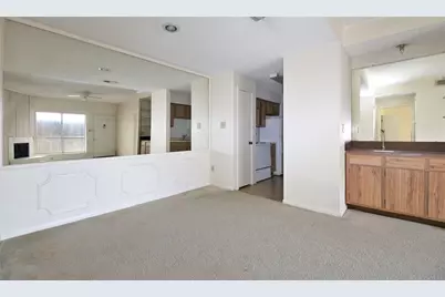 5711 Sugar Hill #95, Houston, TX 77057 - Photo 7