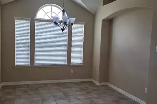 4822 Emerald Bay Cir, Baytown, TX 77523 - Photo 5