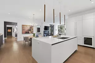 2710 Steel St, Houston, TX 77098 - Photo 7